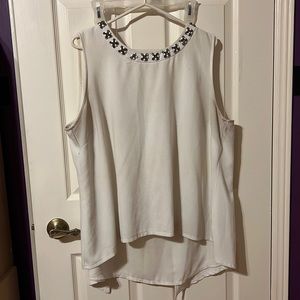 White Sleeveless Dress Shirt